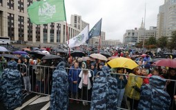 
					Nekoliko hiljada ljudi na protestu opozicije u Moskvi 
					
									