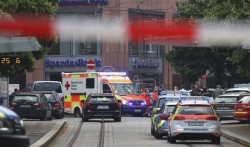U napadu nožem u Nemačkoj tri osobe ubijene, šest ranjeno