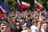 Nekoliko stotina hiljada ljudi na antivladinom protestu u Varšavi VIDEO