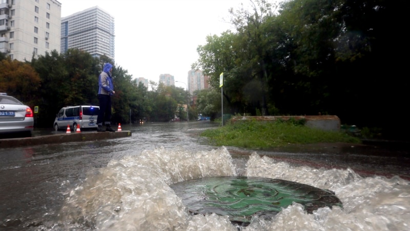 Nekoliko žrtava od poplava tokom obilaska kanalizacije u Moskvi