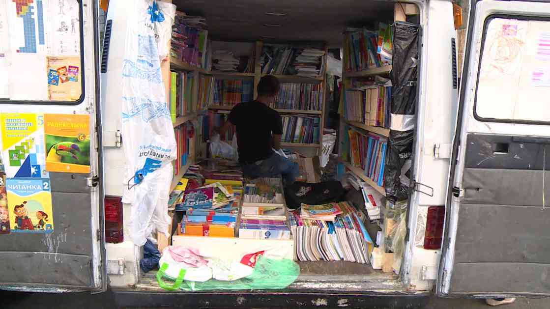 Nelegalni prodavci udžbenika ne odustaju ni nakon zaplena