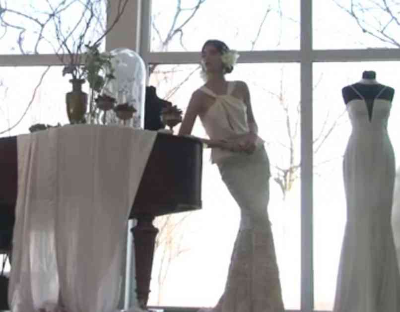 Neobične, ekstravagantne, prefinjene: Ovi modeli venčanica su trenutno najveći trend! (VIDEO)