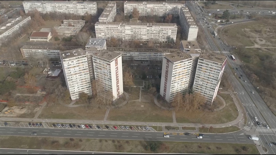 Neobične zgrade Beograda - Mercedesi (VIDEO)