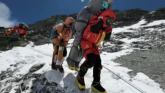 Nepal i Mont Everest: Planinar spasen iz zone smrti”