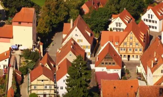 Nerdlingen, gradić koji leži na 72.000 tona dijamanata