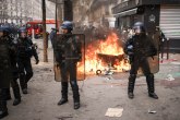 Neredi u srcu Evrope: 1000 policajaca povređeno, kraj haosa se ne nazire FOTO/VIDEO