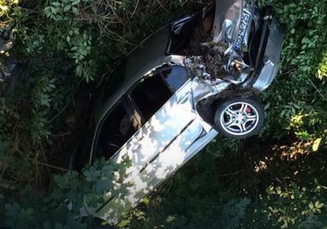 Nesreća kod Jablanice: Automobil sleteo s mosta, tri osobe povređene
