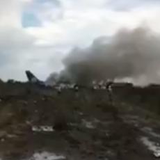 Nesreća u Meksiku: SRUŠIO se avion sa 97 putnika (FOTO/VIDEO)