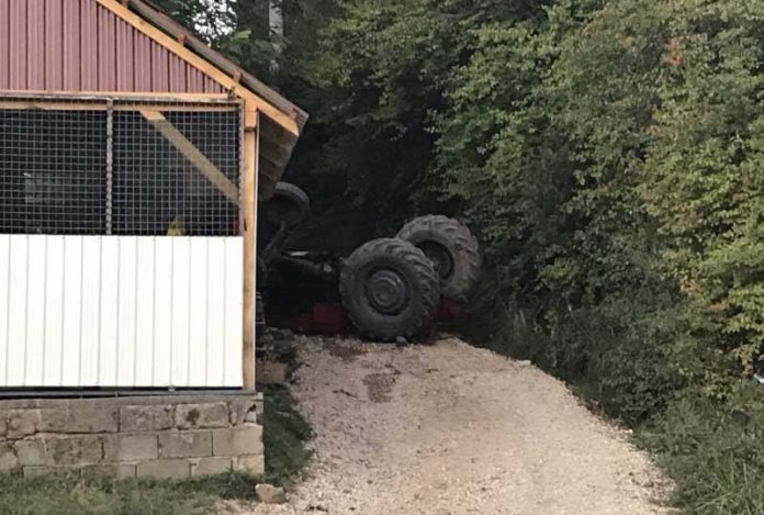 Nesreća u Novom Pazaru, poginuo vozač traktora