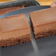 Nestaće za 5 minuta: Ovo su najsočnije čokoladne kocke koje možete da napravite - svi će tražiti još