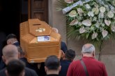 Neverovatna situacija: Žena proglašena mrtvom, oživela dok su je pripremali za sahranu