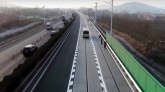 Neviđen auto-put: Površina puta providna VIDEO