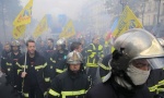Nezadovoljstvo se širi Francuskom: Protest vatrogasaca zbog uslova rada