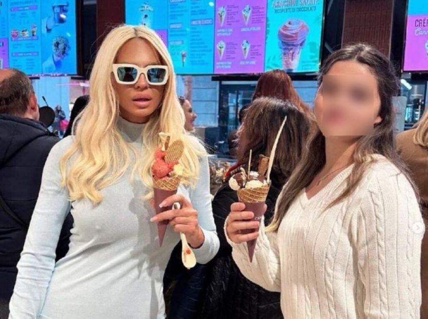 Nika je već kraljica stila, ne biste se verovali šta je obukla: Karleuša gradi tinejdž garderober FOTO