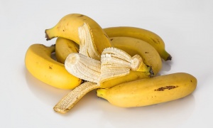 Nikada je više nećete baciti: Iznenadićete se šta sve možete da uradite s korom od banane!