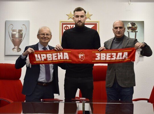 Nikola Vasiljević produžio ugovor sa Crvenom zvezdom do 2026. godine