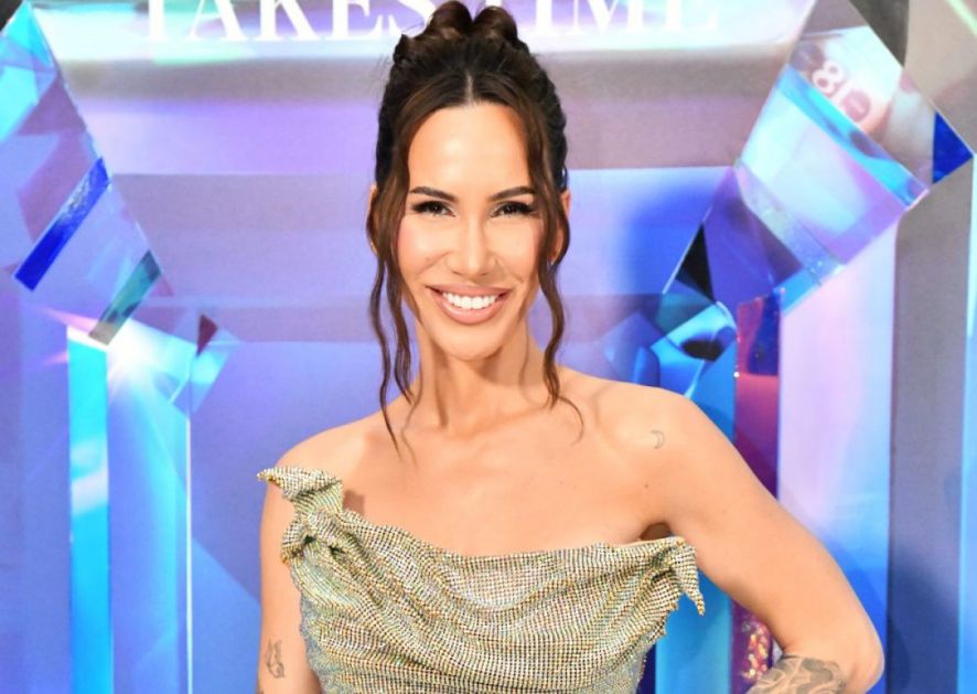 Nikolija zablistala na proslavi 36. rođendana: Haljina u barbi stilu i torta koja je ukrala šou FOTO