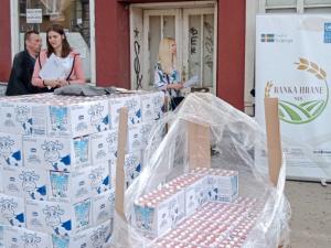 Niška Banka hrane donirala dve tone mleka za najugroženije južnjake