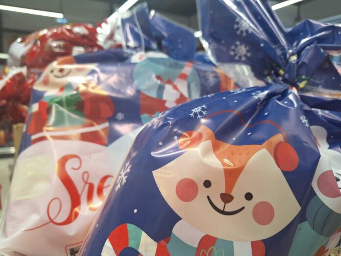 Niško udruženje „Ako imaš ti donesi, ako nemaš ti odnesi“ poziva građane da zajedno spreme paketiće za 80 mališana