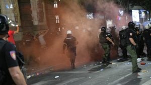 Niškog studenta nepoznata lica nasilno privela u policiju na Novom Beogradu