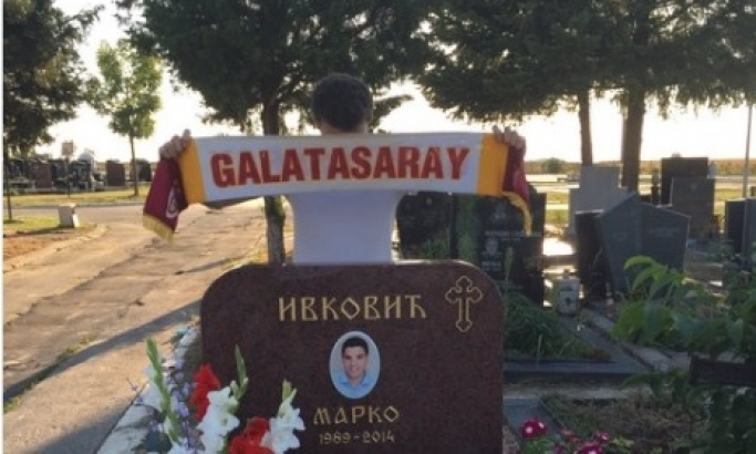 Ništa im nije sveto: Turski navijači objavili novu skaradnu poruku sa groba Marka Ivkovića