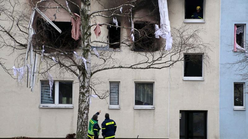 Njemačka policija pronašla kanistere sa plinom i municiju nakon eksplozije u zgradi