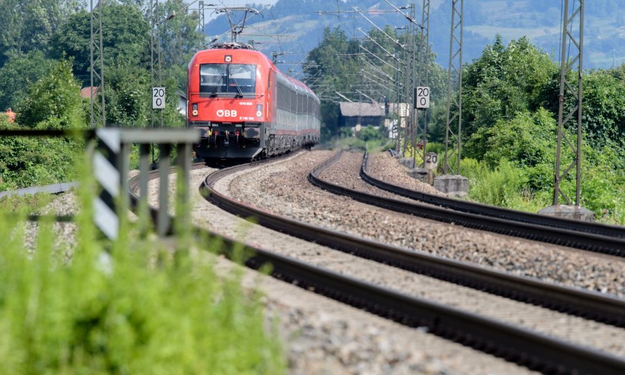 Njemačka željeznica uvela vještačku inteligenciju u teretni transport