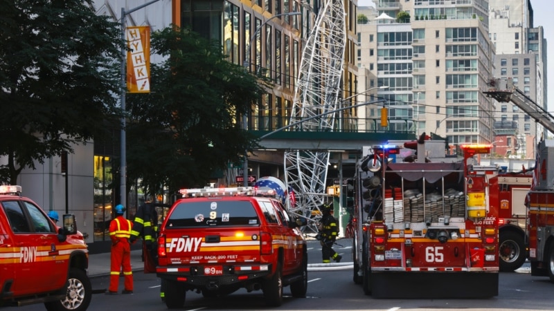 Njujork: Pao kran u centru grada u jutarnjem špicu, četiri osobe lakše povređene