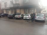 Noćas gorela tri automobila u Prokuplju, među njima i auto inspektora policije