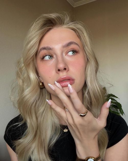 Noćne maske za usne su ključni deo večernje beauty rutine, a ovo je naš top izbor