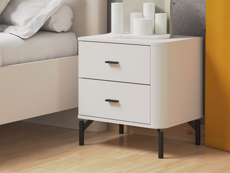 Noćni ormarić  – detalj koji pravi ogromnu razliku u enterijeru spavaće sobe