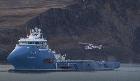 Norveška: Olupina helikoptera izvučena sa dna