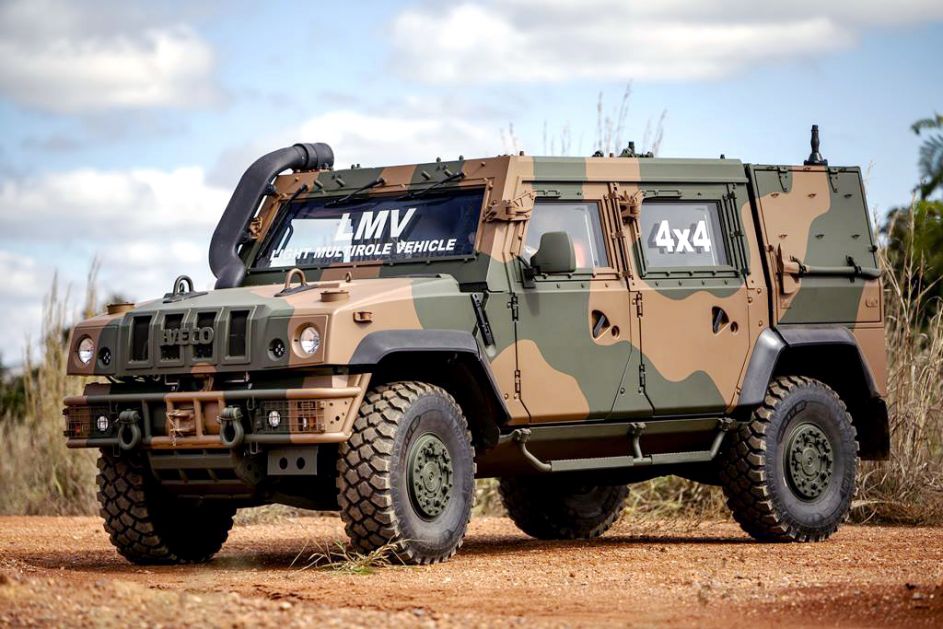 Norveška predala Ukrajini 14 oklopnih vozila