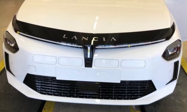 Nova Lancia Ypsilon na novim slikama