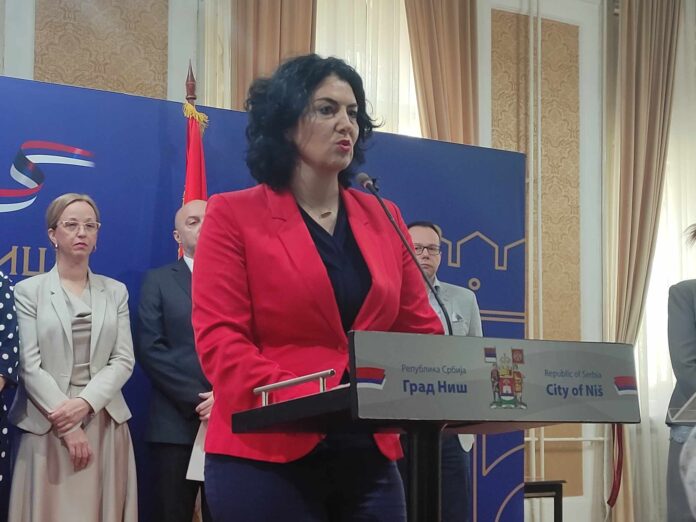 Nova dela se stavljaju na teret Dragane Sotirovski – „Svarovski“ sat, podstrekivanje i konsultantske usluge