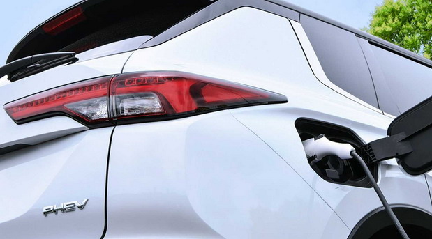 Nova studija navodi da su Plug-in hibridi u važnom segmentu štetniji za okolinu od dizelaša