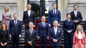 Nova vlada Holandije položila zakletvu: Novi ministri morali da se zakunu da će se „ponašati drugačije“