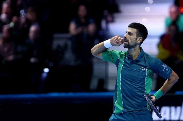 Novak: Još jedan korak, Siner igra tenis života