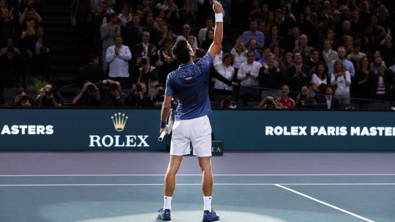 Novak preko Federera do finala Pariza