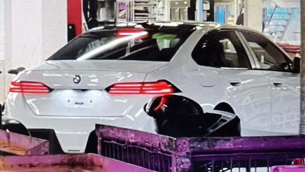 Novi BMW Serije 5 bez maske