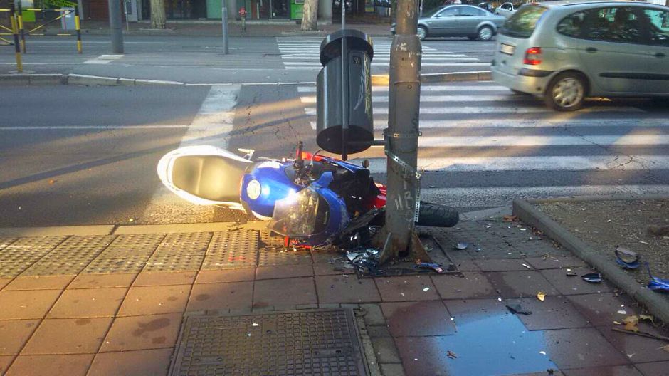 Novi Beograd: Kamion udario motociklistu