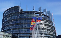 
					Novi Evropski parlament biće još podeljeniji 
					
									