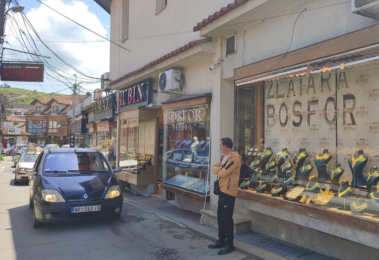 Novi Pazar: Gram zlata od 60 do 100 eura, petolirka preko 3.000 eura