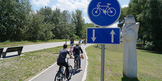 Novi Sad: Broj biciklista raste - šta nedostaje od infrastrukture? (AUDIO)