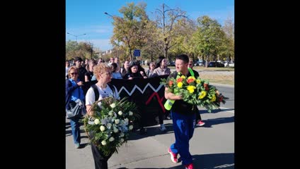 Novi Sad: Održano 16 minuta tišine za poginule na Železničkoj stanici