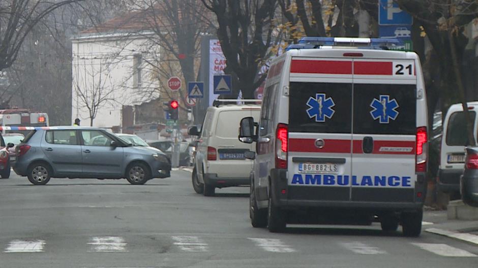 Novi Sad: Sudar sa vozilom Hitne pomoći, petoro povređeno