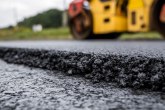 Novi asfalt na putevima širom Subotice