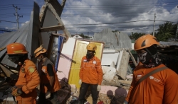 Novi bilans: U zemljotresu u Indoneziji 105 mrtvih (VIDEO)