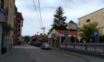 Novi detalji MASAKRA u Leskovcu: Uhapšen rođak ubijene porodice, niko nije čuo PUCANj, komšije u ŠOKU (FOTO SA LICA MESTA)