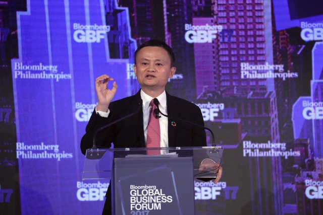 Novi i stari šef Alibabe: Kao braća na kafi...
